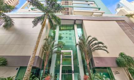 Apartamento alto padrão na Barra Sul - Quadra Mar de Balneário Camboriú
