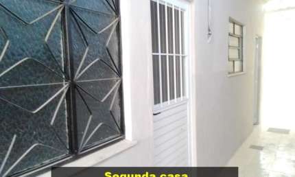 Bangu – Duas excelentes casas independentes – Rua Aglaia