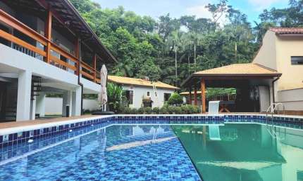 Casa em Condomínio Mobiliada para Venda em Caraguatatuba, Park Imperial, 5 dormitórios, 5 suítes, 7 banheiros, 10 vagas