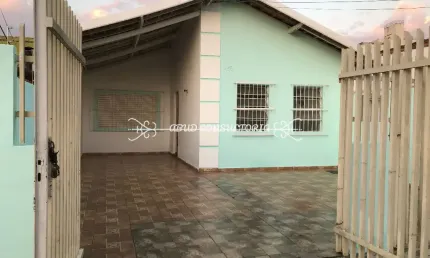 Casa à venda na Rua Amadeu Orestes Matera, 355, Jardim Independência, Taubaté