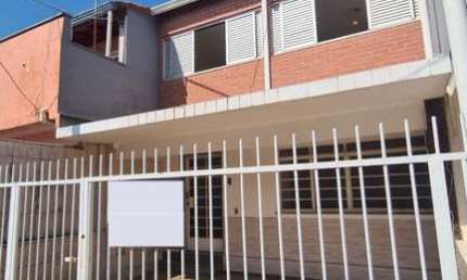 CASA DE 123 M² DE ÁREA CONSTRUÍDA COM 2 DORMITÓRIOS NO BAIRRO DA AGAPEAMA EM JUNDIAÍ-SP