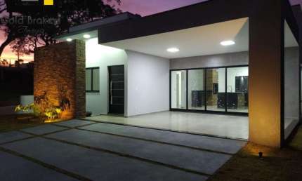 CASA DE 176M² RECEM CONSTRUIDA COM 3 DORMITÓRIOS, SENDO 1 SUÍTE COM CLOSET NO CONDOMÍNIO RIVIERA DE SANTA CRISTINA III EM ITAÍ - SP