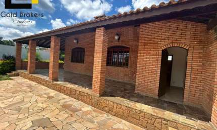 Casa espetacular de 5 Quartos com 3 Suítes e 10 Vagas de Garagem no Jardim Boa Vista, Jundiaí-SP