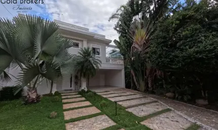 CASA COM 309 M² DE ÁREA CONSTRUÍDA COM 3 SUÍTES NO CONDOMÍNIO VILLAGIO DAS FLORES NO JARDIM NOVO MUNDO EM JUNDIAÍ SP