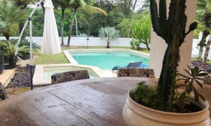 Casa a Venda Condomínio Malibu 4 Suítes totalmente Mobiliada Barra da Tijuca