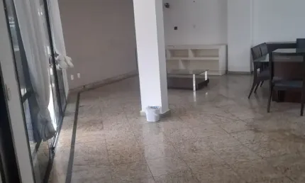 Belíssima Cobertura Linear 308m2 preço abaixo do mercado.