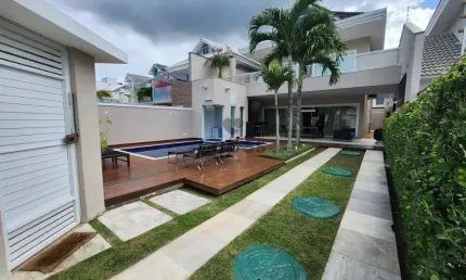 Linda Casa a Venda no Recreio dos Bandeirante. 360m²