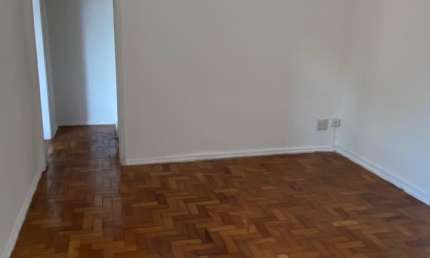 Apartamento Sala e quarto na Tijuca,metrô Saens Pena