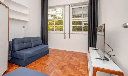 Apartamento mobiliado reformado – 2 quartos – copacabana