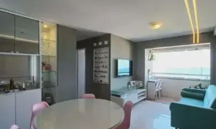 Apt com excelente localização em Candeias com 63,12m² l 3 quartos, 1 suíte l 1 vaga garagem coberta.
