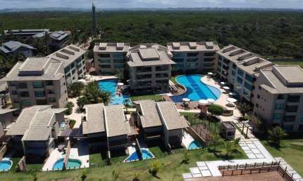 Excelente apartamento mobiliado localizado em Muro Alto, com 68,42m² de área útil.