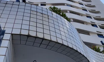APARTAMENTO COM 03 QUARTOS NO ESPINHEIRO- RECIFE/PE