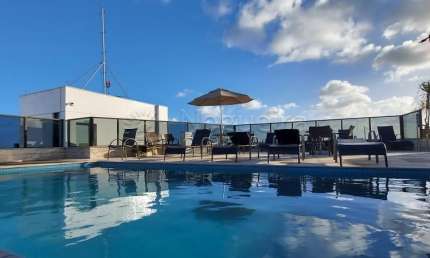 Excelente apartamento de 1 quarto localizado em Boa Viagem com piscina com ótima vista.