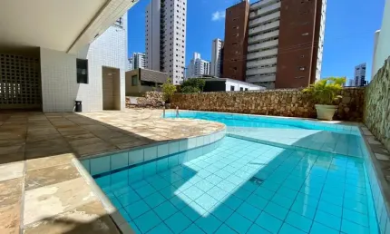 Excelente apartamento com 4 quartos e varanda no bairro de Boa Viagem!