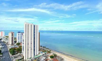 Excelente apartamento localizado no bairro de Candeias, com 97,75 de área útil.