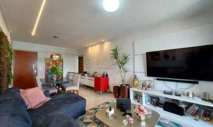 Excelente apartamento localizado em Boa Viagem, com 106,15m² de área útil.