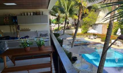 Excelente apartamento mobiliado de 3 quartos, varanda e vaga na garagem na praia de Muro Alto