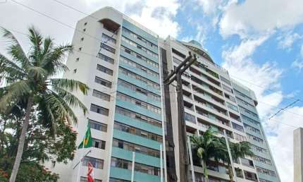 Casa Forte -  Edf. Chagall / 200M²/ 4 quartos / 4 suítes / 3 vagas /alto padrão/agende sua  visita