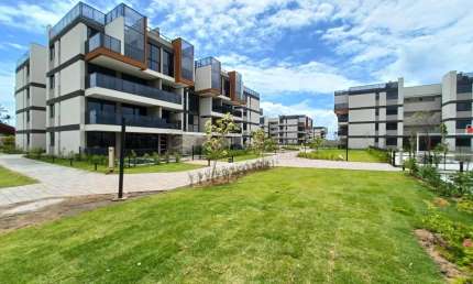 OPORTUNIDADE! Excelente apartamento localizado em Muro Alto, com 62,79m² de área útil.