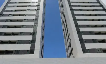 APARTAMENTO COM 02 QUARTOS E SUITE NO TORREÃO-RECIFE/PE