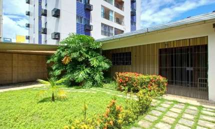 Oportunidade -  Casa 179m²com piscina, 2 vagas - Na Várzea