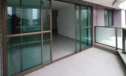 Excelente apartamento de 164,62m² de área privativa, localizado no bairro de Boa Viagem.