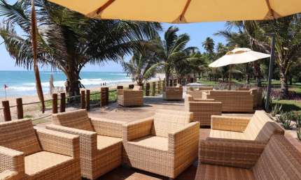 Excelente apartamento em condomínio Beira Mar, com 65,00m² de área útil.