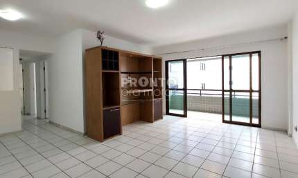 Excelente apartamento localizado em Boa Viagem, possui 115,00m² de área útil.