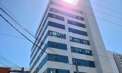 Excelente flat com 30,32m² de área construída localizado no bairro de Boa Viagem.
