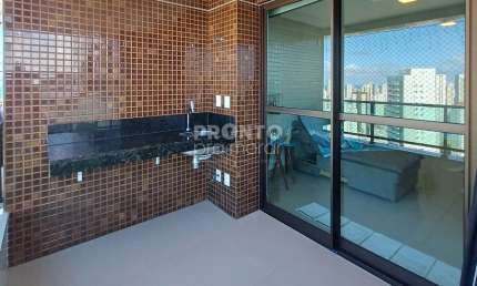Apartamento com excelente localização na região de Boa Viagem, possui 95,03 m