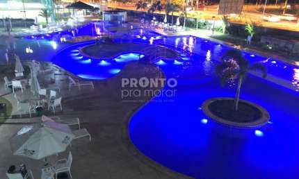 Excelente flat mobiliado localizado no Muro Alto Condomínio Club!