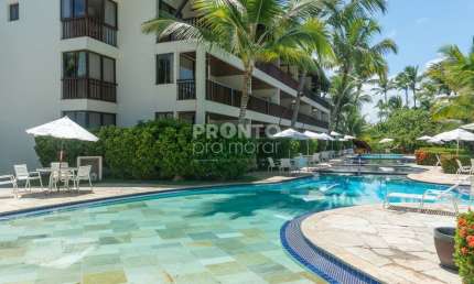 Excelente apartamento mobiliado na praia de Muro Alto com 60m² de área útil.