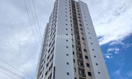 Apartamento com 2 Quartos (1 Suíte) em Candeias – 61m², Varanda, Lazer Completo e 1 Vaga Coberta