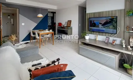Sobrado Joaquim Cardozo - 2 quartos - 1 suíte - com closet- varanda - vaga coberta