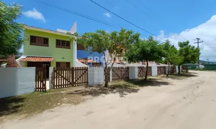 Excelente Casa Duplex localizado em Tamandaré com 114,64m².