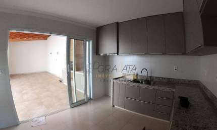Casa com 3 dormitórios à venda, 235 m² por R$ 950.000,00 - Jardim Andere - Varginha/MG