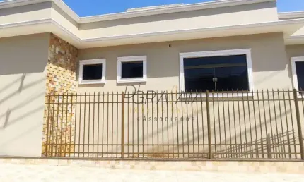 Casa com 4 quartos sendo 2 suítes  à venda, 272 m² por R$ 800.000 - Campos Elíseos - Varginha/MG