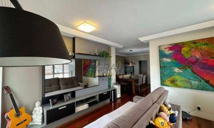 Apartamento com 3 dormitórios à venda, 138 m² por R$ 780.000,00 - Centro - Varginha/MG