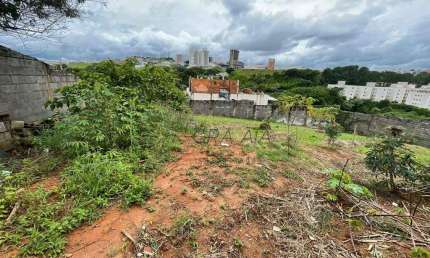 Terreno à venda, 360 m² por R$ 210.000,00 - Alta Villa - Varginha/MG