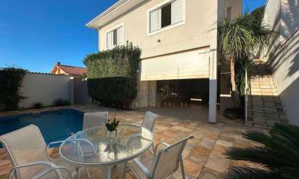 Casa com 4 dormitórios à venda, 403 m² por R$ 1.750.000,00 - Santa Luiza - Varginha/MG