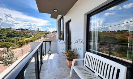 Casa com 3 dormitórios à venda, 144 m² por R$ 590.000,00 - São Matheus - Varginha/MG