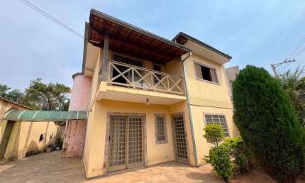 Casa a venda no Novo Horizonte  em Varginha com 725 metros de terreno