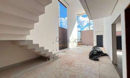 Casa com 3 dormitórios à venda, 237 m² por R$ 950.000,00 - Belo Horizonte III - Varginha/MG