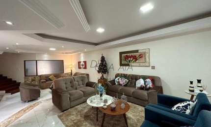 Casa com 4 dormitórios à venda, 464 m² por R$ 1.250.000,00 - Campos Elíseos - Varginha/MG