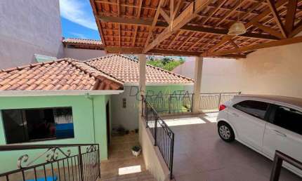 Casa com 3 dormitórios à venda, 220 m² por R$ 680.000,00 - Parque Retiro - Varginha/MG