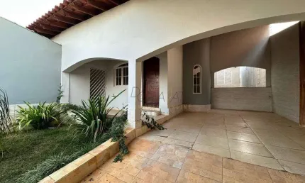 Casa com 3 dormitórios à venda, 288 m² por r$ 740.000,00 - rezende - varginha/mg