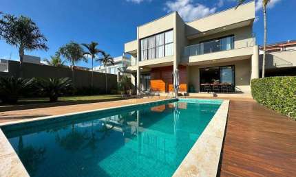 Casa com 3 suítes à venda, 600 m² por R$ 3.500.000 - Riviera do Lago - Varginha/MG