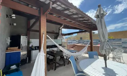 Vendo cobertura duplex no recreio dos bandeirantes, com 3 quartos e área gourmet com piscina