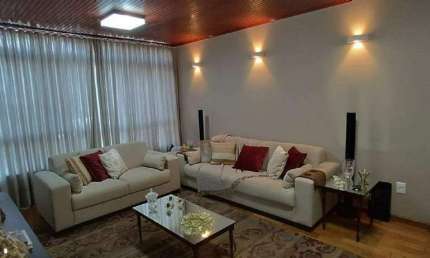 Apartamento com área de 110m², com 03 quartos, 01 vaga, no bairro Funcionários.