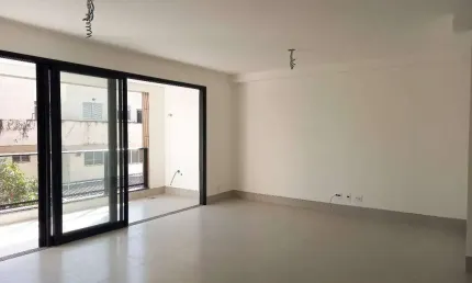 Apartamento Cobertura com área de 282m², 04 quartos e 04 vagas de garagem, no